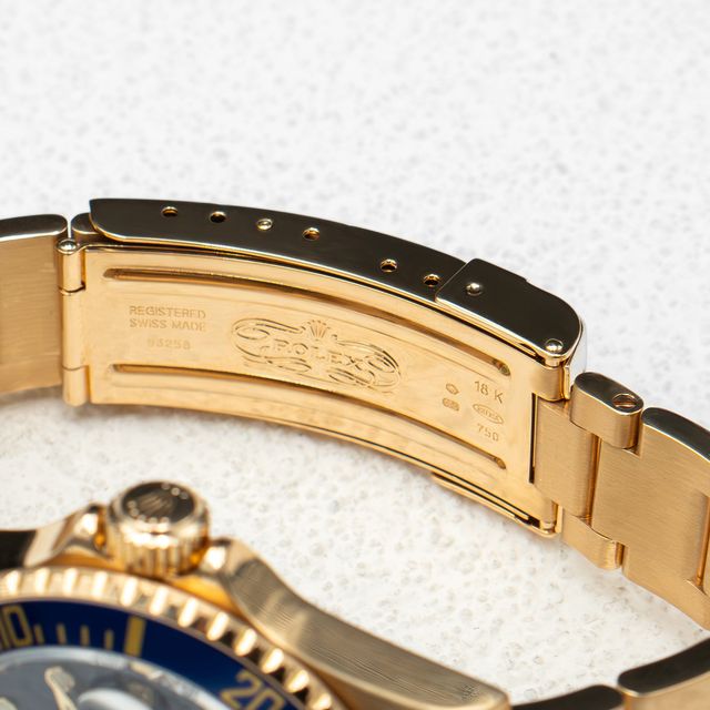 Rolex Submariner 16618 Image 4